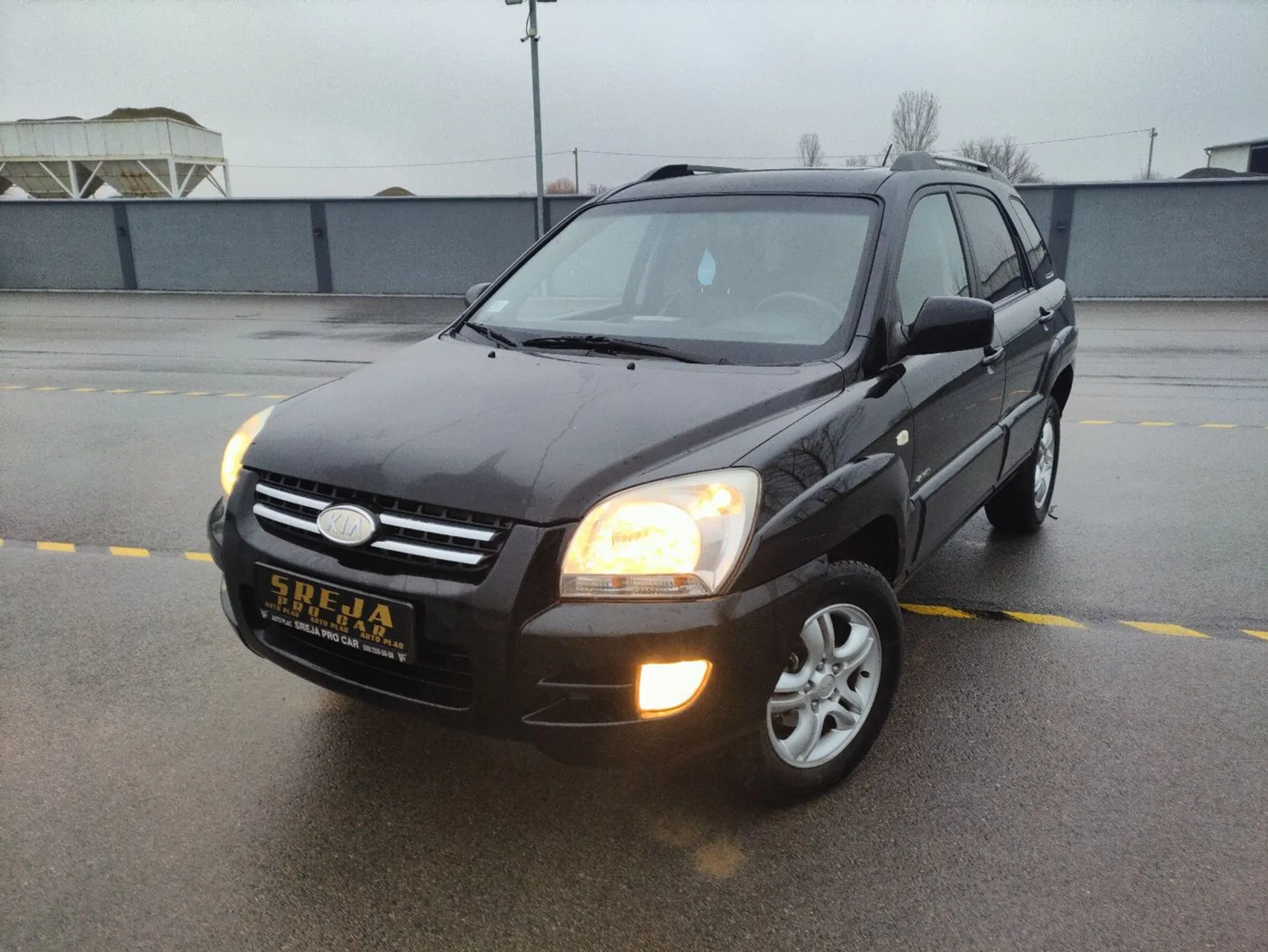 Kia NOV SET KVAČILA