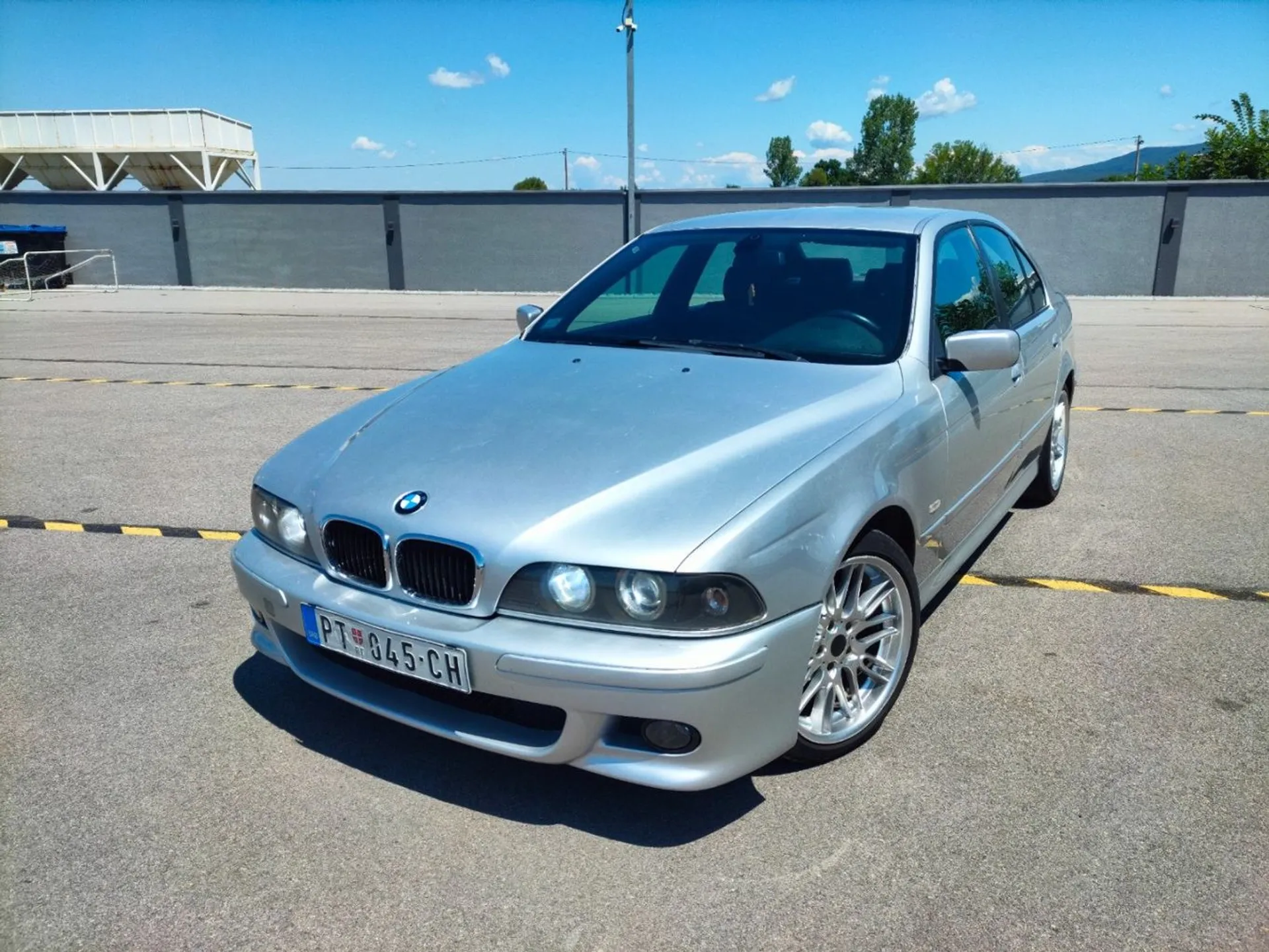 BMW 2.0 D E39